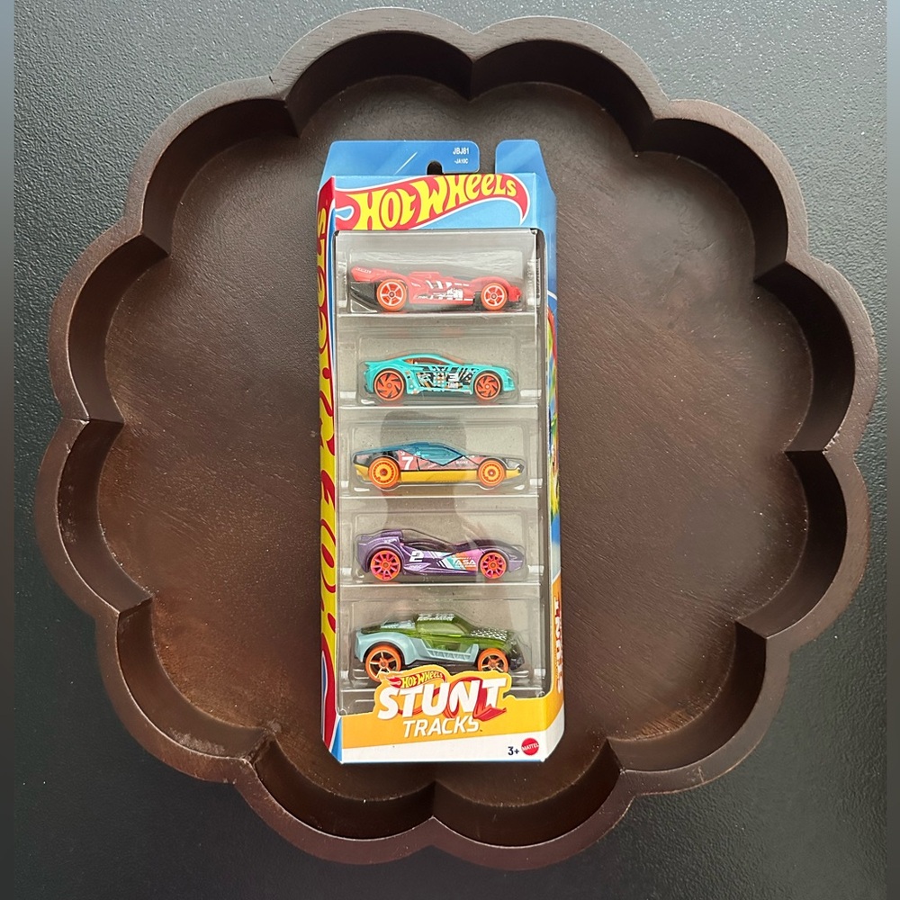Hot Wheels ~ Stunt Tracks 5 Pack (JBJ81)